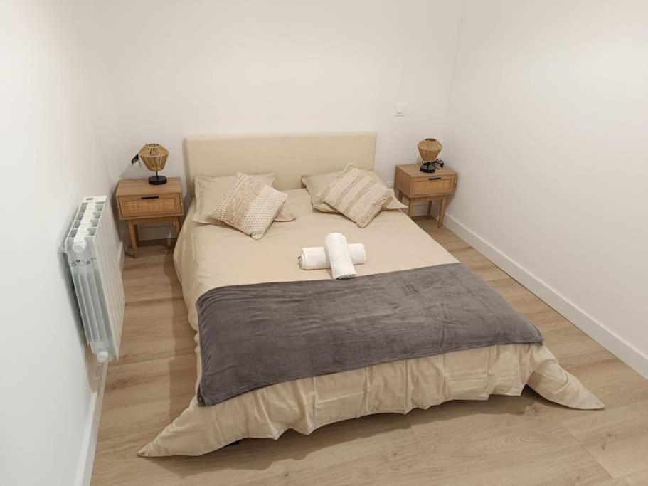 La Cachette De Faventines Apartment Валанс Екстериор снимка
