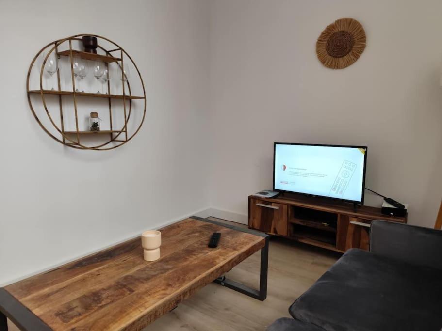 La Cachette De Faventines Apartment Валанс Екстериор снимка
